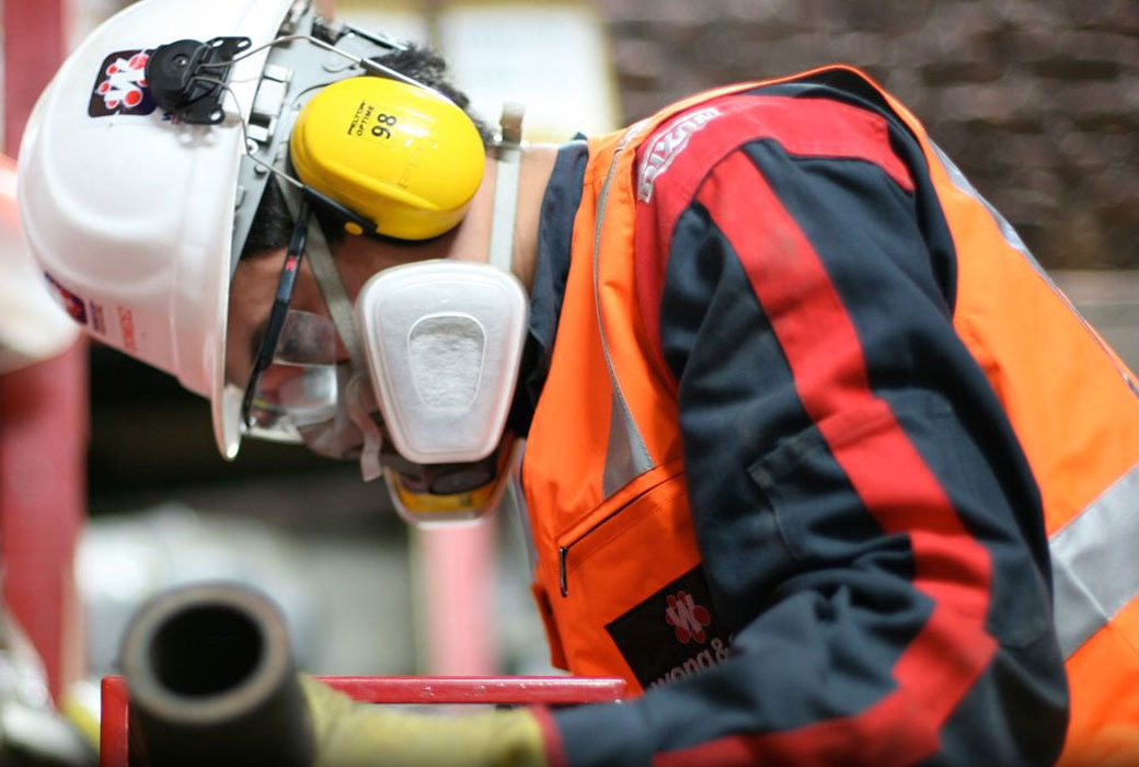 نکات ایمنی کار با دستگاه لیزر