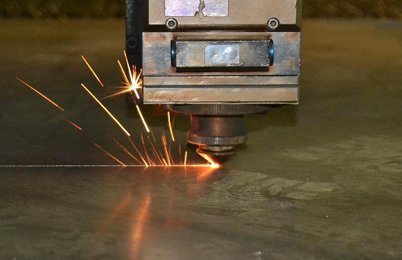 اشتباهات رایج در مورد دستگاه های لیزر صنعتی